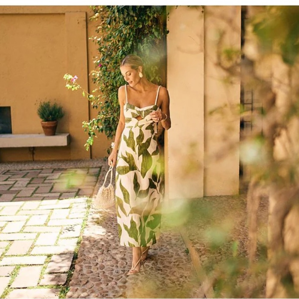 ANTONIO MELANI White Dress with Green Leaf Print - Picture 9 of 10